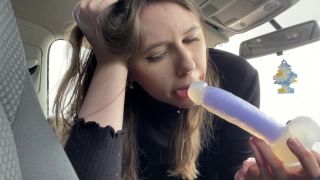 free video 17 MadisynWood – Fucking in the Car on teen -3