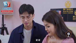 Asianmania Li Yiyi - The beautiful young cheerleading woman plays with and extracts semen. - Asian-1