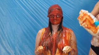 Custom Fetish - Valencia s 1st Mass Food Messy CLOSE UP - Fetish-3