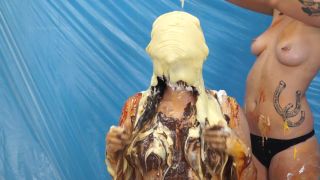 Custom Fetish - Valencia s 1st Mass Food Messy CLOSE UP - Fetish-8