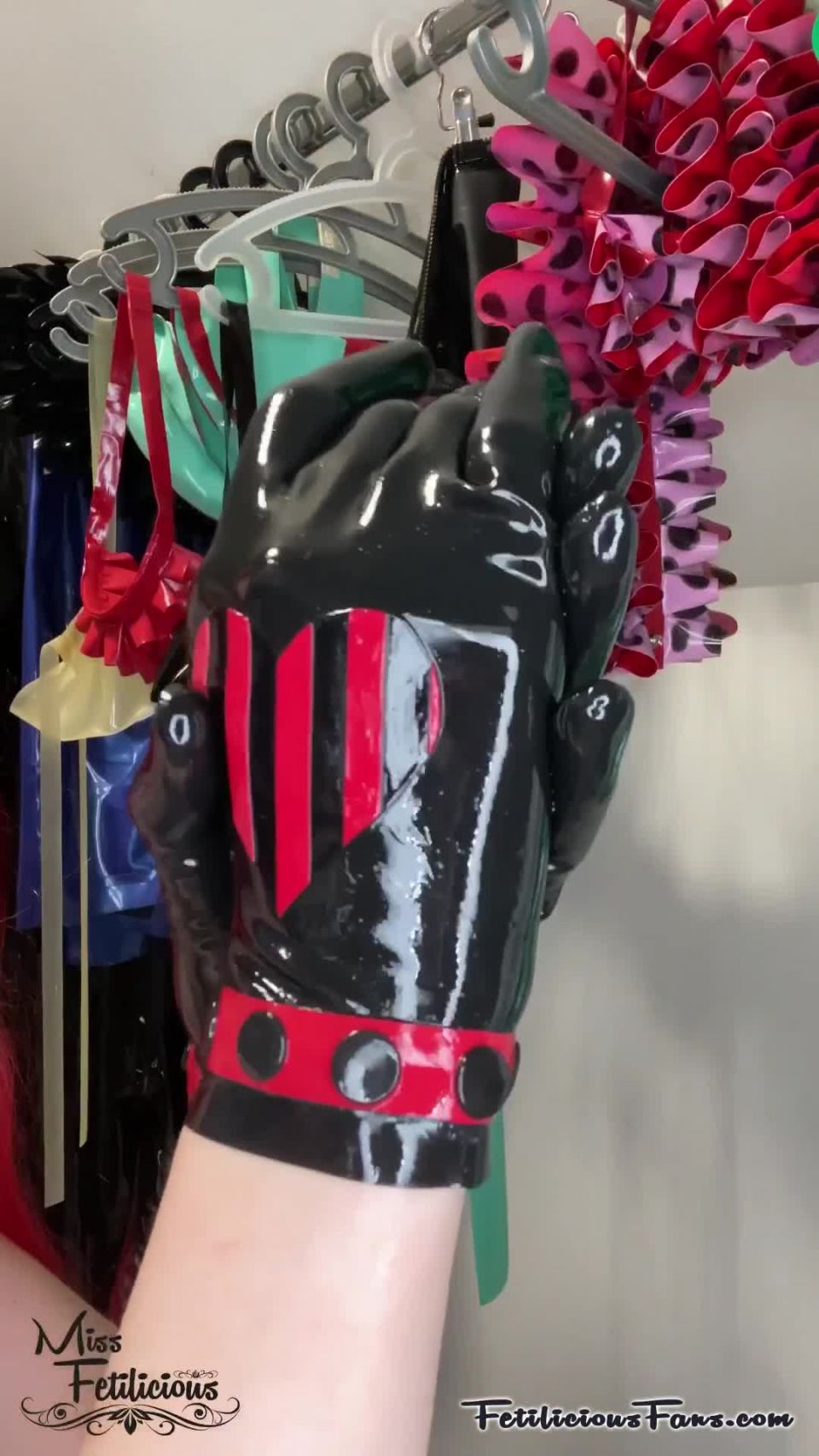 Latex New Gloves Quick View Porn - New Sex Videos Online