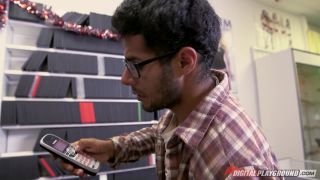 Spontaneous dirty sex in a store closet-1