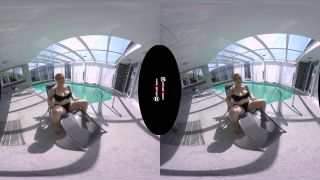 Chubby Mature Virtual Masturbating At The Pool-0