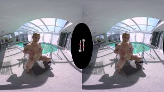 Chubby Mature Virtual Masturbating At The Pool-3