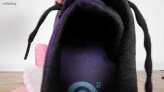 Stella Liberty - Runner Feet Your Friend's M0m Video Sex...-2