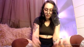 Saradoesscience - ignoring your cock while i paint my nails yawn did you want to cum 19-01-2021-1