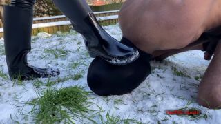 [K2S.CLUB] Sadistic Queens - Squishysax - Miss Courtney - Busted In A Winter Wonderland - FullHD 1080P-0