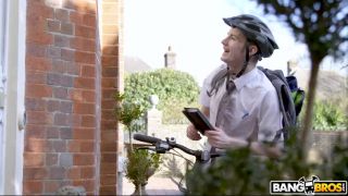 008187MatureSoloMilfVideoMomClip-9