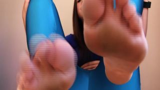 [GetFreeDays.com] Feet in your Face_dtdghitewnqi bbw feet-2