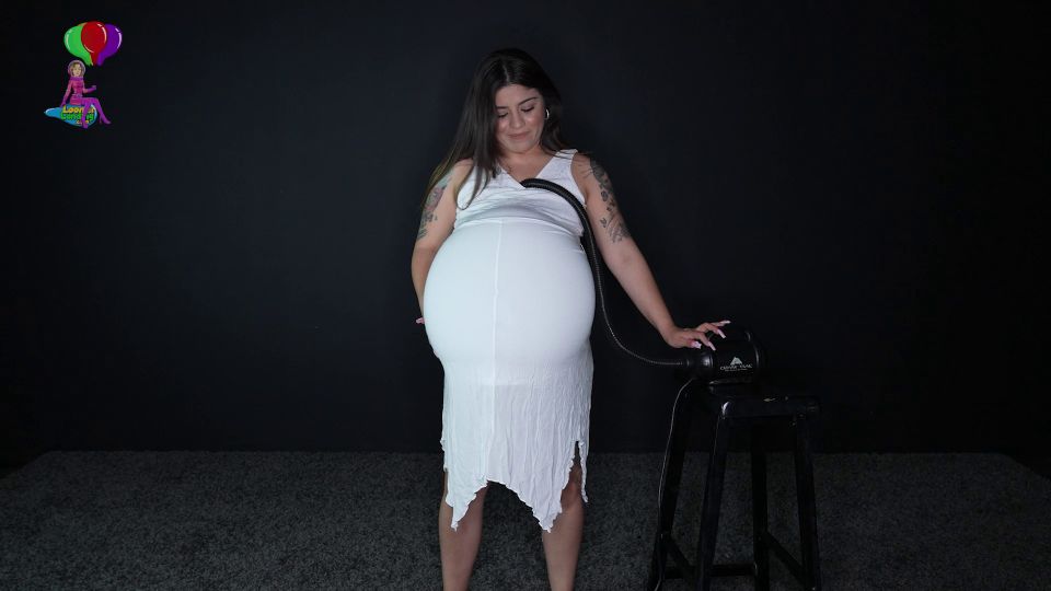 Custom Fetish - Cinthya s First Balloon Stuffing Cam 1 - Fetish