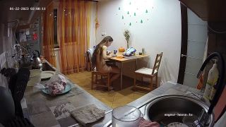 Flamy Nika 23 01 22 ariela kitchen 720p-5