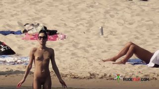 free adult video 28 Above the auburn nude plage | beach | hardcore porn hardcore licking-1