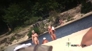 In vama veche la nudisti  6-6