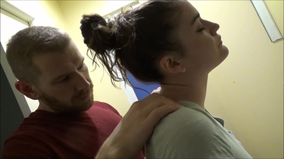 Kendra Heart (HD) Massage!