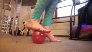 free video 31 free foot fetish feet porn | FrostyPrincess – Ball Roll | frostyprincess-0