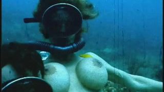 SexUnderwater e0075 Vintage Ocean Scene (mp4)-2