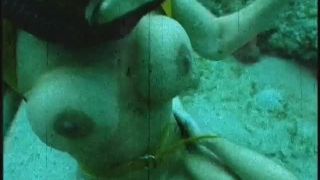 SexUnderwater e0075 Vintage Ocean Scene (mp4)-6