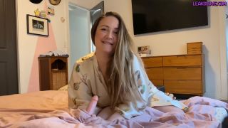 Chase Layne – Sick In Bed Step Mom Helps  Blowjob Chase Layne-5