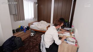 Reducing Mosaic DANDYA-001 「今日も息子の家庭教師とセックスしています。」2人きりになったら10秒で挿入？！息子がすぐ隣にいるのにイケメン家庭教師のチ○ポを握る肉欲教育ママVOL.2-7