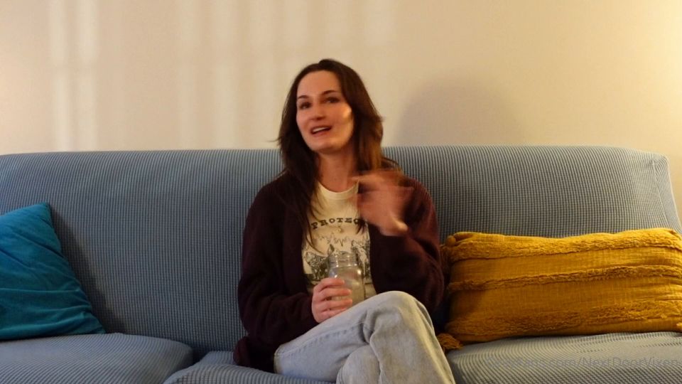 nextdoorvixen 2024-04-04 Say hello to our newest vixen Sofia Morgan  Word got to So   pijw0n