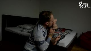 [GetFreeDays.com] Foot Cleaner And His Sexy Customer Foot Worship Sexy Feet jerk off instructions-5