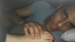 Worships her feet while xxx-2