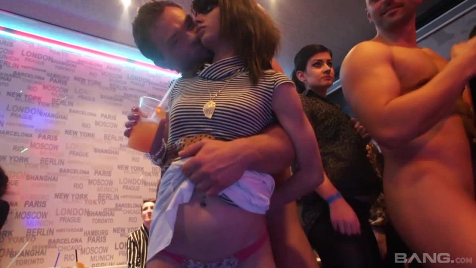 Shaved And Ripped Stripper Gets Head From Tons Of Milfs