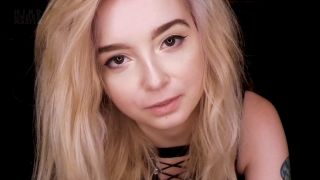 Video Lexi Lore  House Sitter 1080p FullHD-5