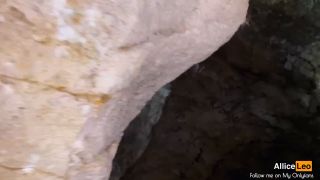 Onlyfans - Jexplore La Nature Avec Vous En Video Et On BAISE En PUBLIC Dans UNE GROTTE ALLICE STORIEs Ep 2 Allice Leo - Oral-5