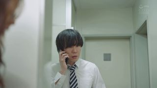 ADN-716 「フェラチオは浮気じゃないよね？」貞操観念がズレている人妻上司のエグいフェラチオ口内射精 夏目彩春-2