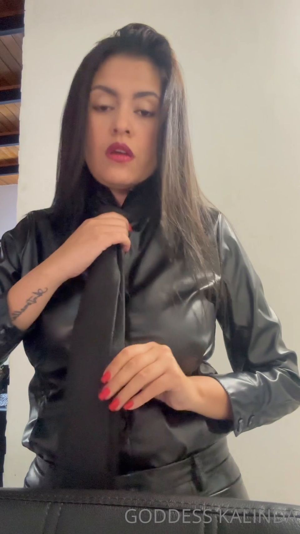 GODDESS KALINDA - Do You Want To See What Boots I'm Wearing? Begs On Your Knee.