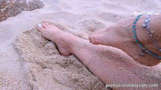 free xxx video 49 foot fetish toes prettyevil in Footjob on the Beach public Foot Fetish, footjob on feet porn-5