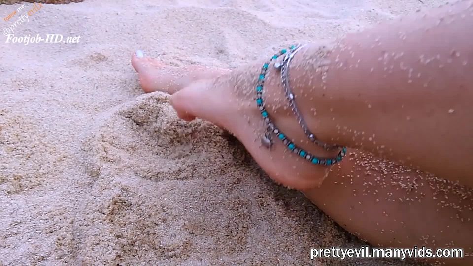 free xxx video 49 foot fetish toes prettyevil in Footjob on the Beach public Foot Fetish, footjob on feet porn