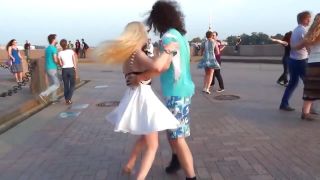 fly-skirt-wind-loves-street-dancing-5