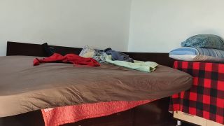 HairyMaid - Moglie sexy si diverte a provare vestiti e a tagliarli di dosso. Mora balla nuda per casa.-0