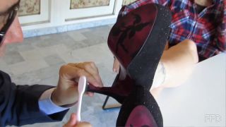 TOOTHBRUSH - BROSSE A DENTS.-5