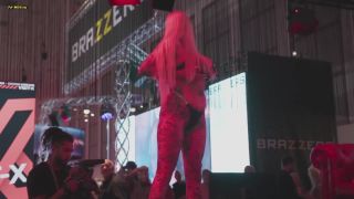 Anal porn Anal porn  Visit - X - Venus 2023 - Cora - Diamond auf unserer Showbühne - Amateur -1