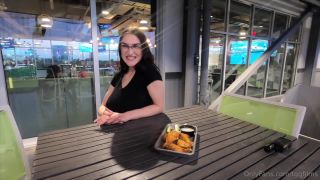 Tggfilms - waitress at drive shack 13-10-2022-1