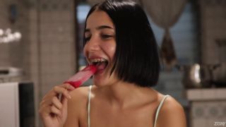 zishy queti revello valent-3