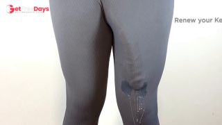 Big dick hands free cumshot in pants-6
