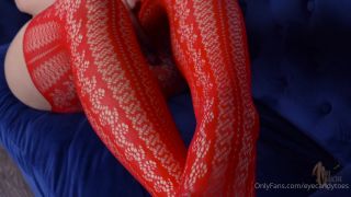 Onlyfans - EyeCandyToes - All red everything  Teaser video with these sexy fishnet patterned suspender thi - 10-12-2020-3