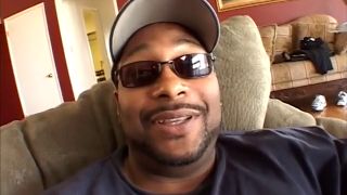 6232 Cute Babe Naomi Russell Gets With Two Black Dicks-6