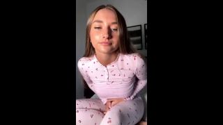Skylarmaexo 13112024 Suck Black Cock Onlyfans (Amateur porn)-2