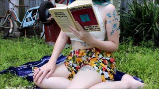 HunnyDaniels Books Turn Me On - Public Nudity-0