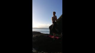 UKCuteGirl () Ukcutegirl - when the tide is in and the sun is out get naked and enjoy excuse no make up 08-12-2017-5