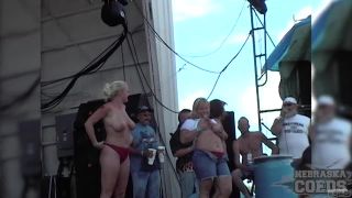 Neverbeforeseen Abate Of Iowa Biker Rally Strip Contest July 4 2003 public -5