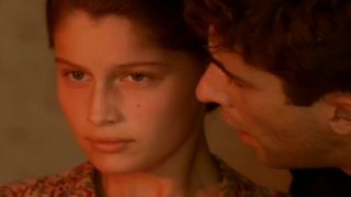 Laetitia Casta - La bicyclette bleue (2000) HD 720p!!!-3