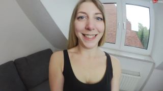 Online tube MyDirtyHobby presents Sarah Secret – Fass mich nicht an – Spritz einfach ab – DO NOT FOLD ME – Just spray! – 06.05.2018-5