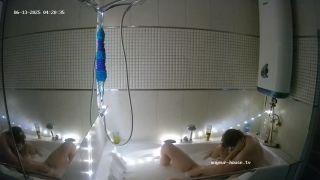 Voyeur HD: Erik Frida Intimate Bath Sex 720P-13Jun25-2