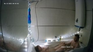 Voyeur HD: Erik Frida Intimate Bath Sex 720P-13Jun25-8